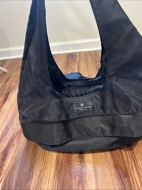 Six Pack Fitness Black Travel Fit Tote Bag- Asana bag with yoga mat straps